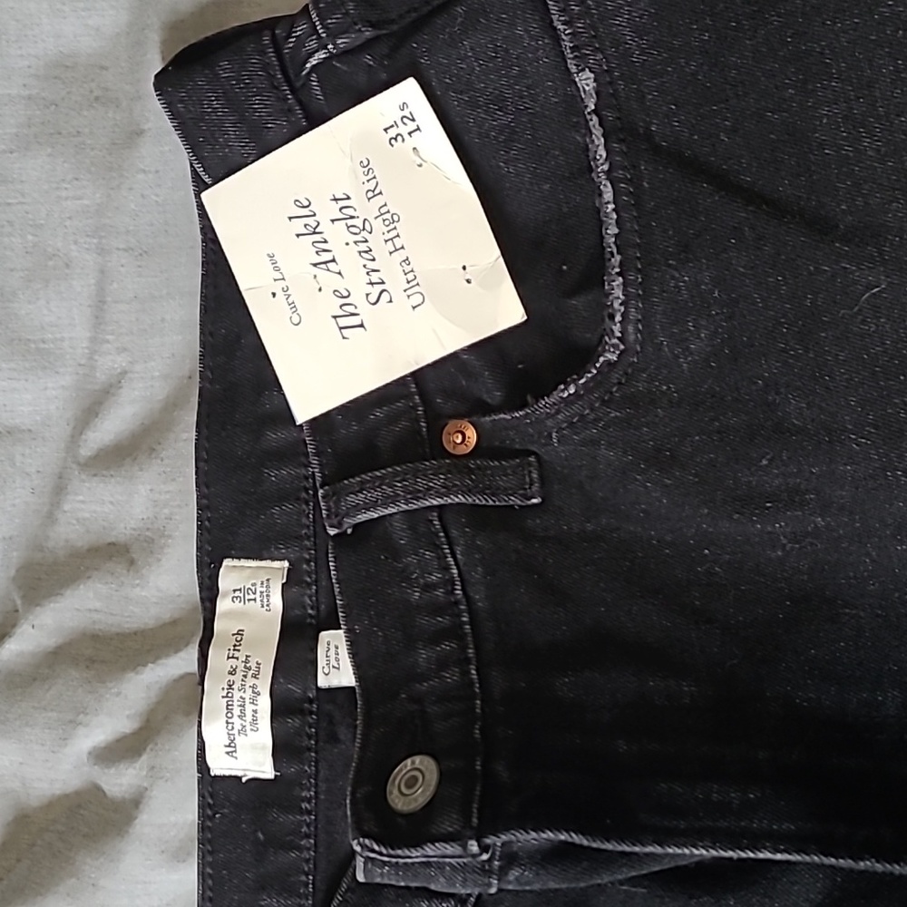 Abercrombie & Fitch the ankle straight ultra high rise